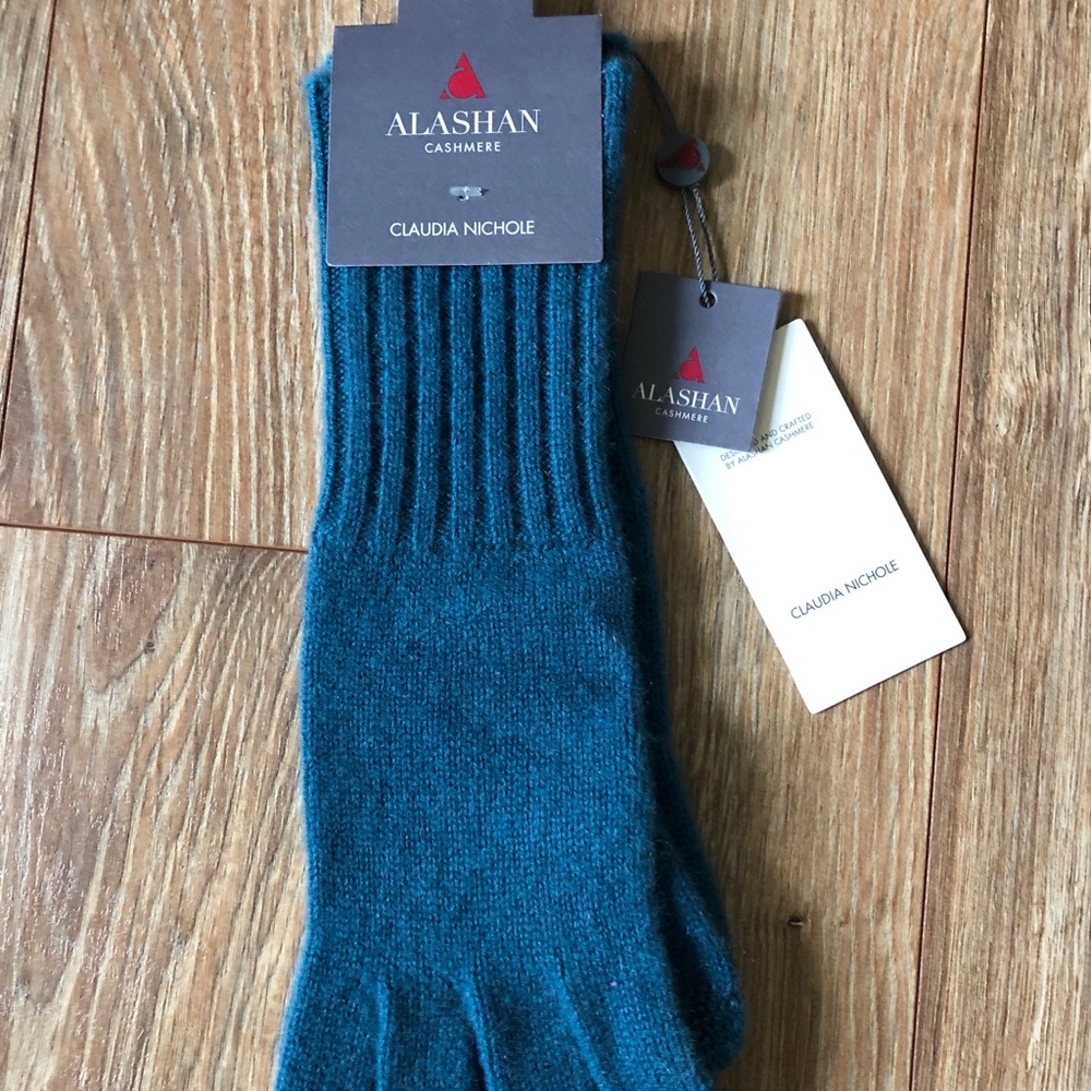 100% Cashmere Gloves